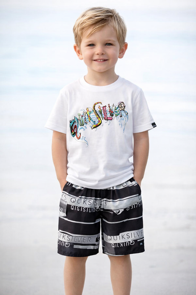 Quiksilver quikfreaks tee size 5